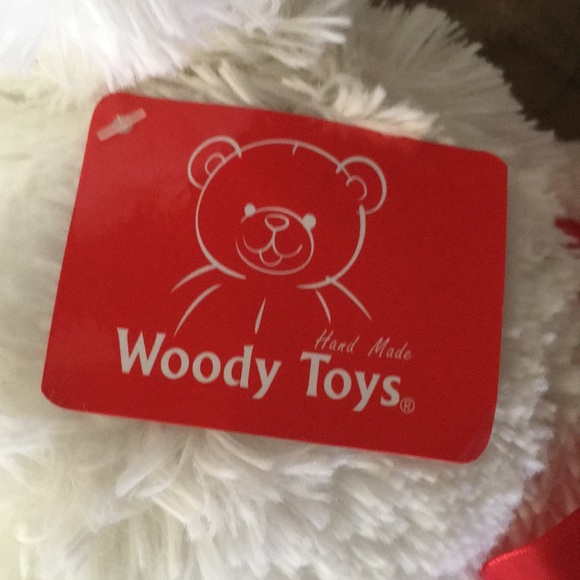 White plush bear with heart - Picture 4 of 6